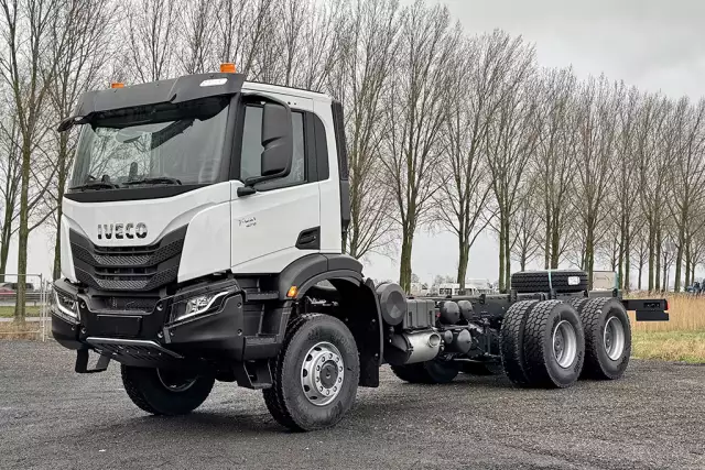 Iveco T-Way AD380T47WH-4500