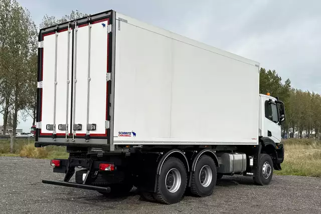 Iveco T-Way AD380T47WH 6x6 Refrigerated Box Truck