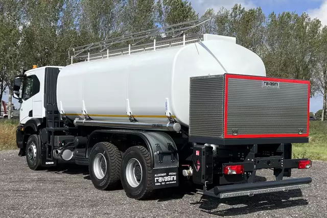 Iveco T-Way AT380T47H 6x4 Fuel Tank Truck