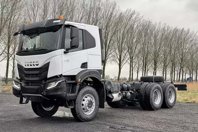 Iveco T-Way AT380T47WH-4500