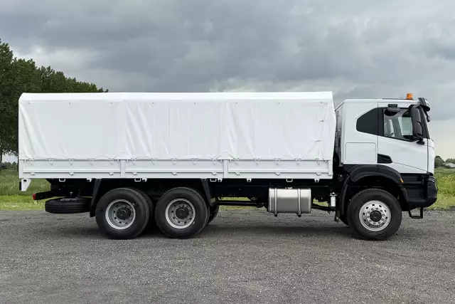 Iveco T-Way AT380T47WH AT 6x6 Encerado