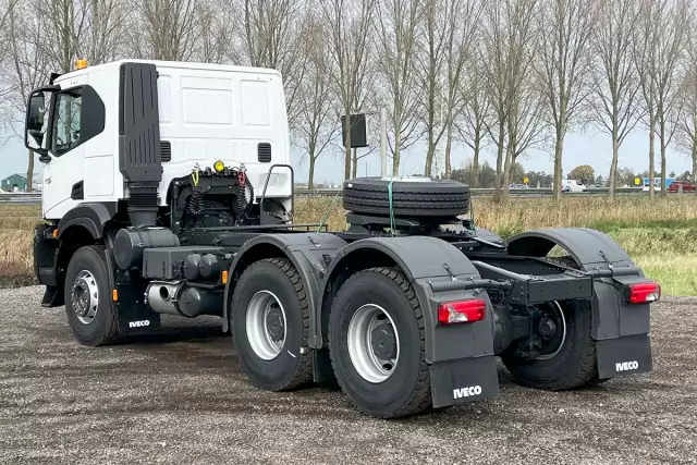 Iveco T-Way AT720T43TH AT ADR 6x4 Tractor Head