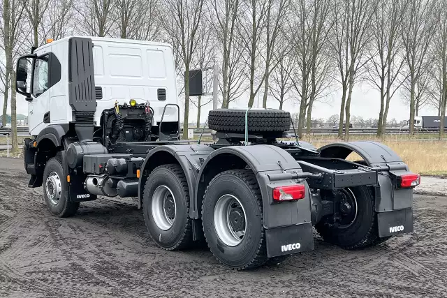 Iveco T-Way AT720T47WH 6x6 Tractor Head