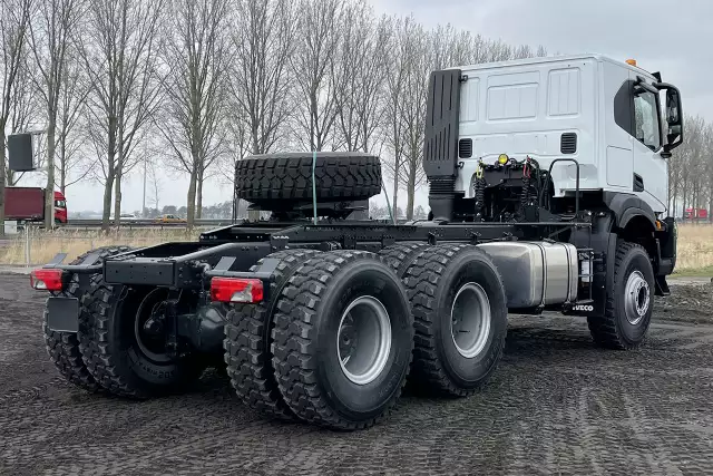 Iveco T-Way AT720T47WH 6x6 Tractor Head