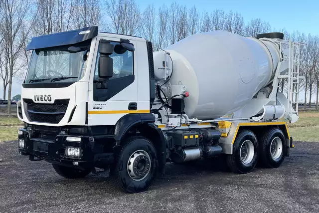 Iveco Trakker AD380T38H 6x4 Malaxeur