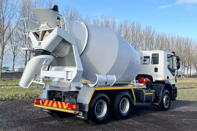 Iveco Trakker AD380T38H 6x4 Malaxeur