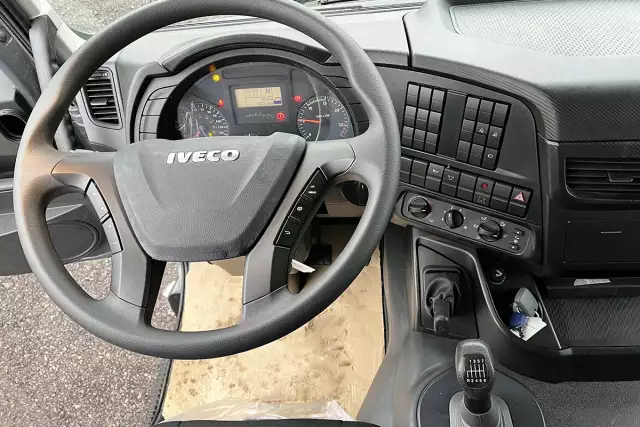 Iveco Trakker AD380T41H 6x4 Benne basculante