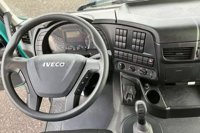 Iveco Trakker AD410T41H 8x4 Benne basculante