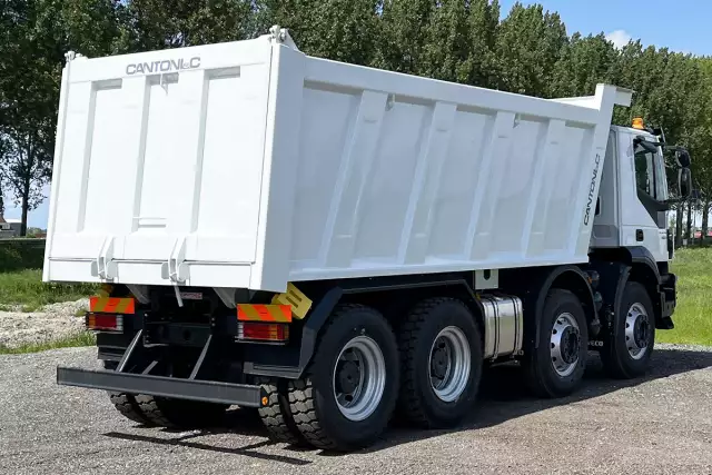 Iveco Trakker AD410T42H 8x4 Tipper Truck