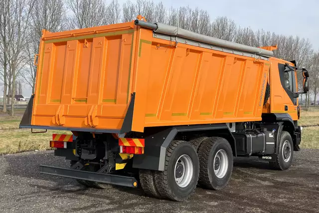 Iveco Trakker AT380T41H 6x4 Benne basculante