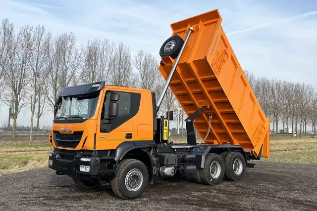 Iveco Trakker AT380T41H 6x4 Benne basculante