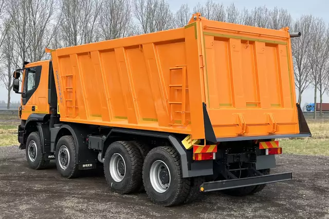 Iveco Trakker AT410T41H AT 8x4 Tipper Truck