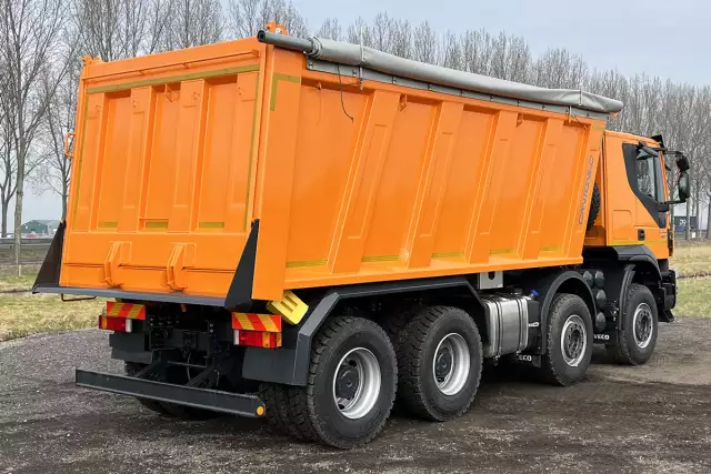 Iveco Trakker AT410T41H AT 8x4 Tipper Truck