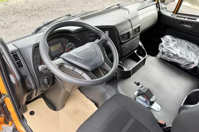 Iveco Trakker AT410T41H AT 8x4 Tipper Truck