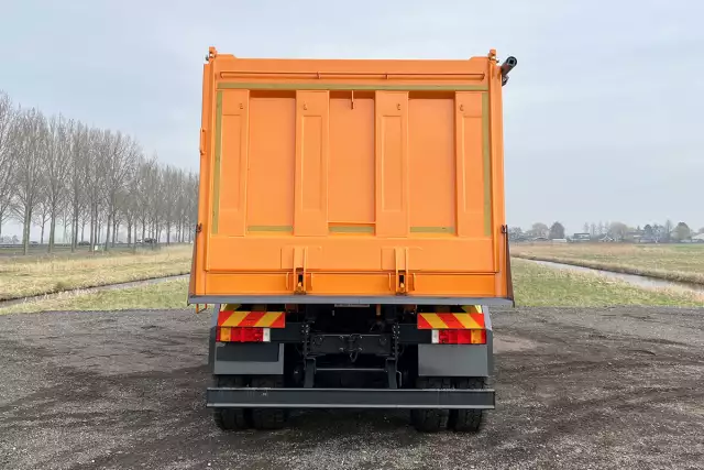 Iveco Trakker AT410T41H AT 8x4 Tipper Truck