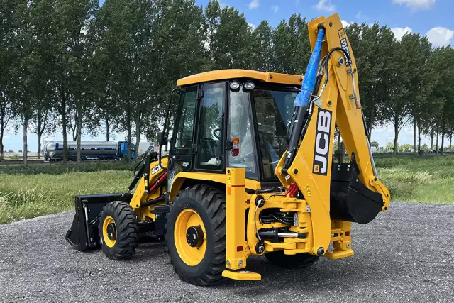 JCB 3DX Plus 4x4 Backhoe Loader