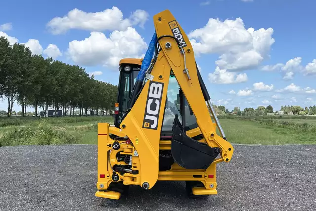 JCB 3DX Plus 4x4 Backhoe Loader