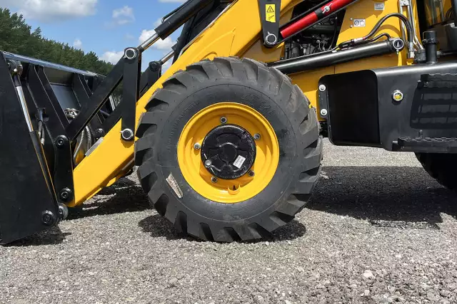 JCB 3DX Plus 4x4 Backhoe Loader