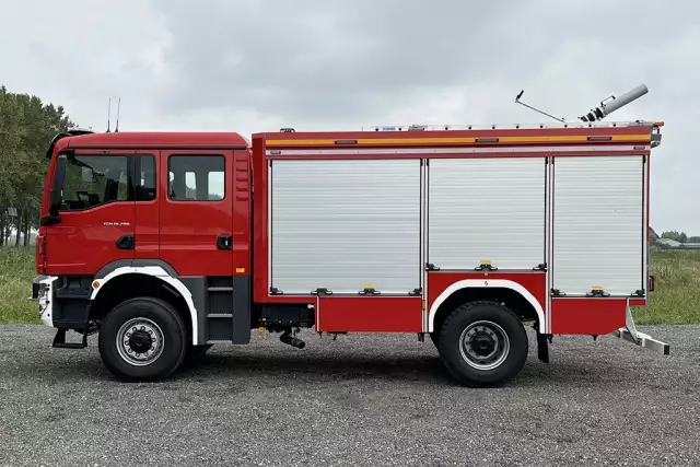 MAN TGM 18.290 BB CH 4x4 Camion de pompiers