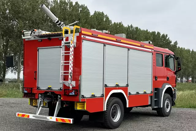 MAN TGM 18.290 BB CH 4x4 Camion de pompiers