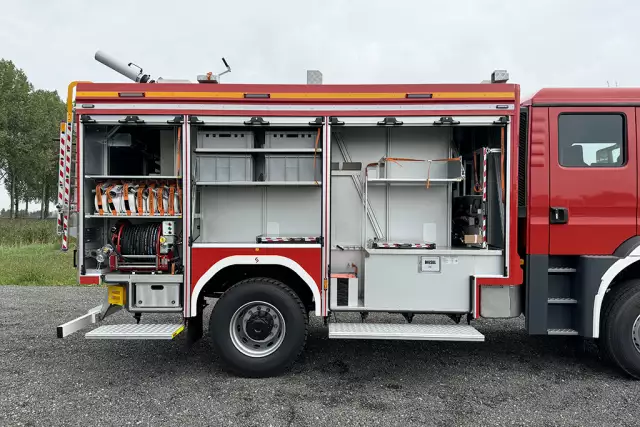 MAN TGM 18.290 BB CH 4x4 Camion de pompiers