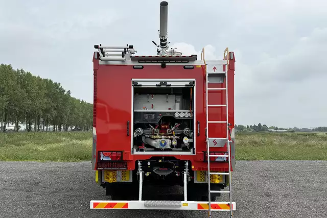 MAN TGM 18.290 BB CH 4x4 Camion de pompiers