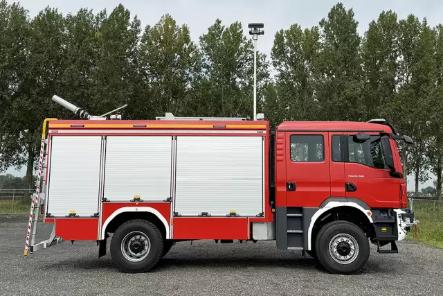 MAN TGM 18.290 BB CH 4x4 Camion de pompiers