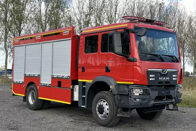 MAN TGM 18.320 BB CH 4x4 Camion de pompiers