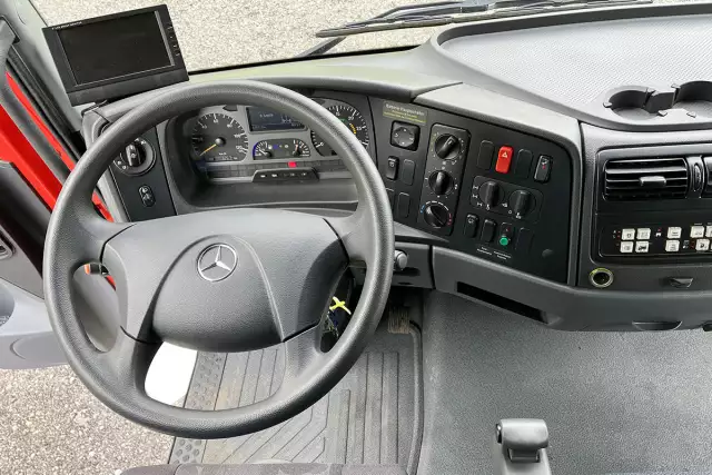 Mercedes-Benz Atego 1118