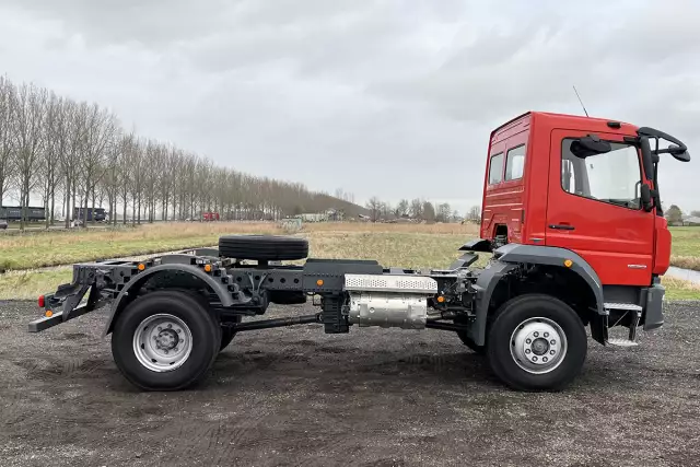 Mercedes-Benz Atego 1530 4x4 Chassi Cabine