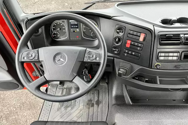 Mercedes-Benz Atego 1530 4x4 Chassi Cabine