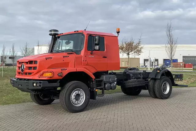 Mercedes-Benz Zetros 2045