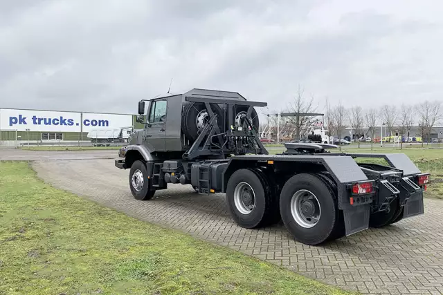 Mercedes-Benz Zetros 3343-S 6x4 Trator para semi-reboque