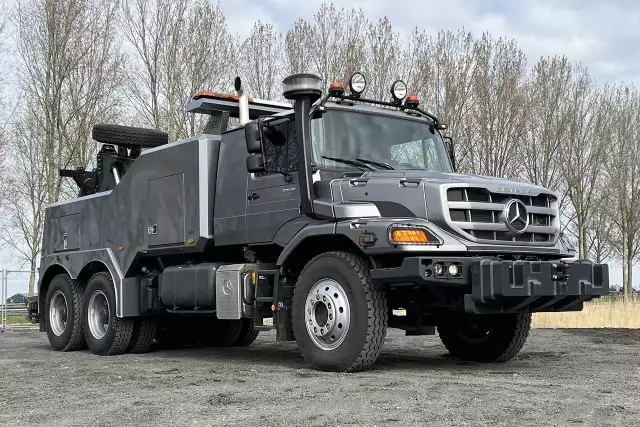 Mercedes-Benz Zetros 3345-K 6x4 Dépanneuse