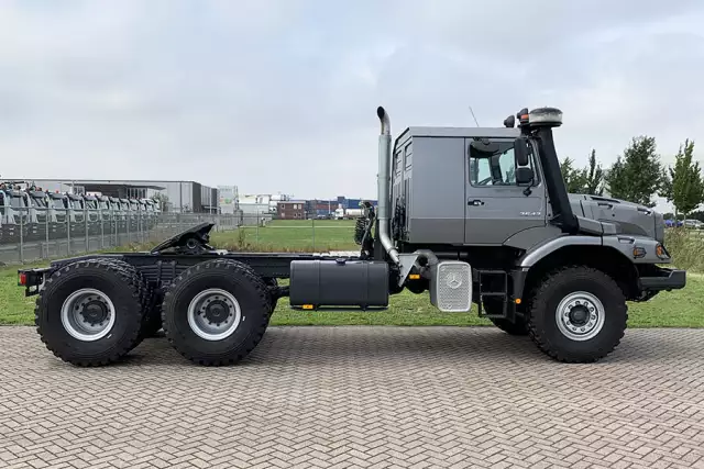 Mercedes-Benz Zetros 3643-S 6x4 Trator para semi-reboque