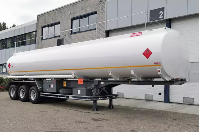 Sievering TSA45-5 ADR 3-Axle Fuel Tank Trailer