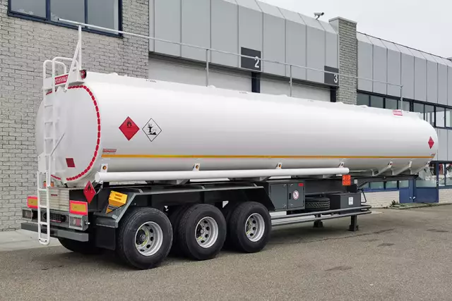 Sievering TSA45-5 ADR 3-Axle Fuel Tank Trailer