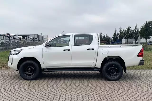 Toyota Hilux 2.4 GL