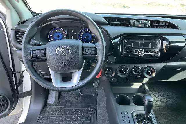 Toyota Hilux 2.4D