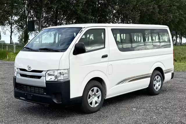 Toyota Hiace Standard