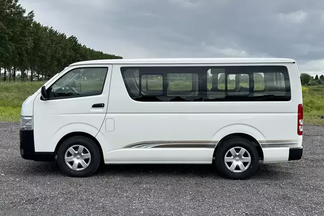 Toyota Hiace Standard