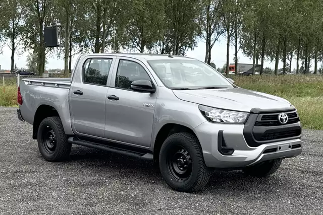 Toyota Hilux 2.4 GL