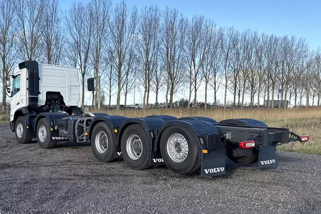 Volvo FMX 500 10x4 Chassis Cabin